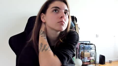 Emma online show from 09.15.25