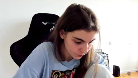 Emma online show from 09.23.25