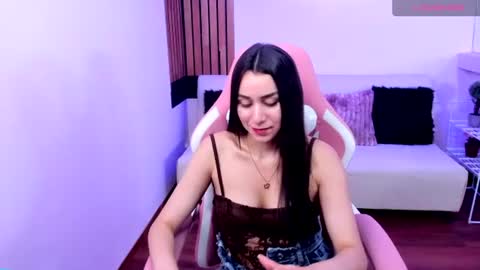 Emma  online show from 07.31.26