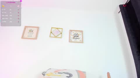 Snapshot of emmarogers_ chatting on 02.13.25 Emma Rogers online show from 02.13.25