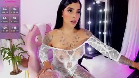 Emma Russell online show from 09.14.25