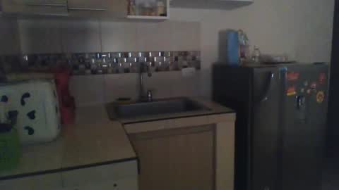 Snapshot of emmasplycer chatting on 01.04.25 EmmaSplycer online show from 01.04.25