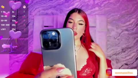 Snapshot of emmaswift1 chatting on 02.25.25 Emma online show from 02.25.25