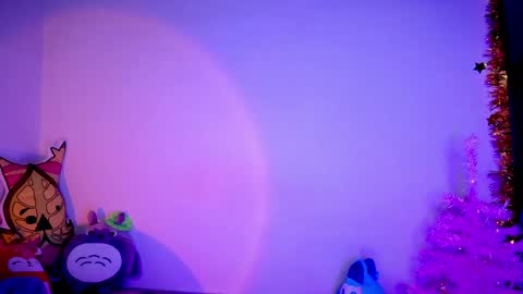 RH-NEGATIVE GREEN-EYED BAELIEN online show from 01.29.25