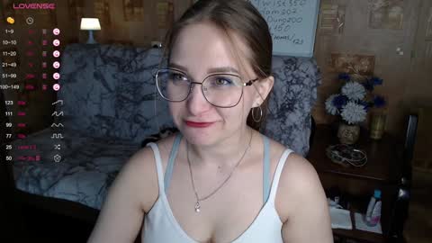 Mia online show from 12.04.24