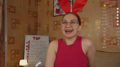 Mia online show from 02.06.25