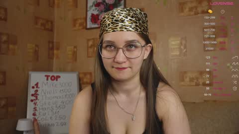 Mia online show from 02.07.25