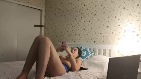 Snapshot of emmavayne chatting on 03.04.26 Emma online show from 03.04.26