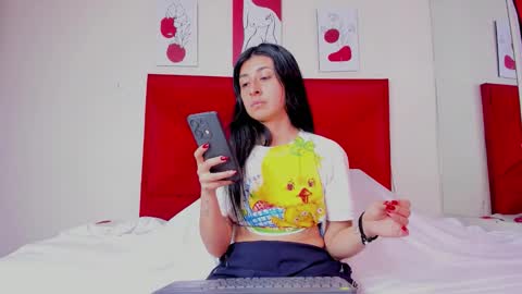 Snapshot of emmawillliams chatting on 02.01.26 Emma online show from 02.01.26