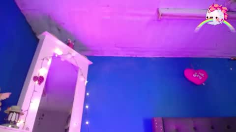 Emma  online show from 01.10.25