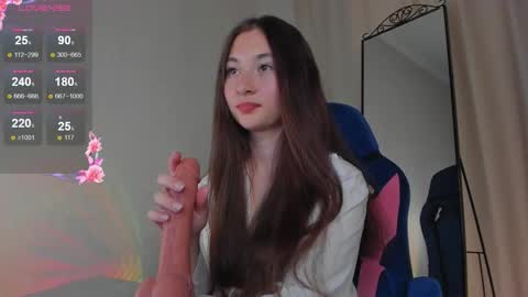 Emmi online show from 09.10.25