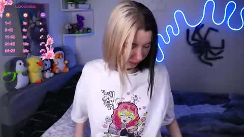 emmie_everly online show from 04.14.26