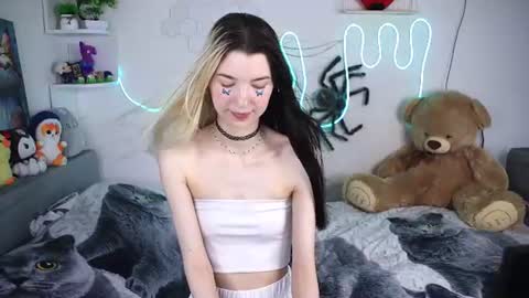 emmie_everly online show from 07.18.26