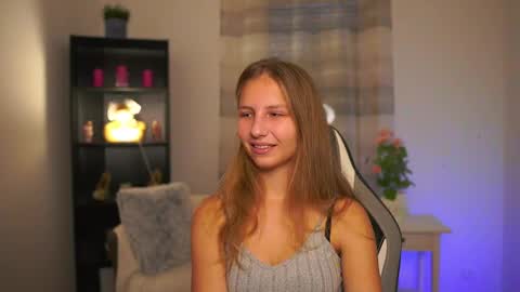 Emmie online show from 12.20.25