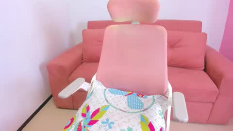 Emmi online show from 02.04.26