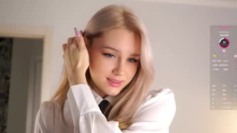 Aurora online show from 10.04.25