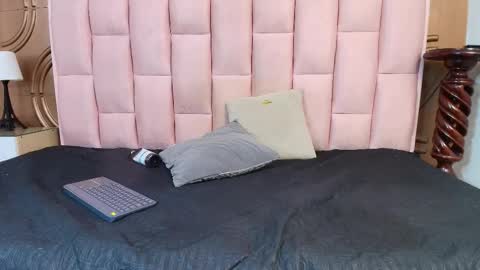 Emmily keller online show from 01.08.26