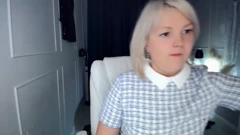 emmmam online show from 11.26.25