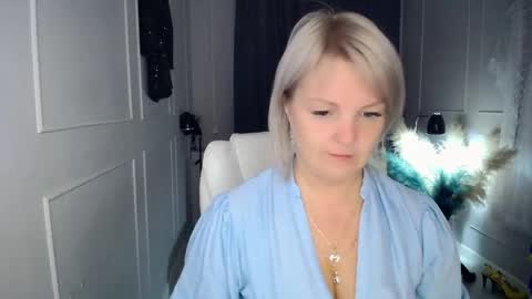 emmmam online show from 04.25.26
