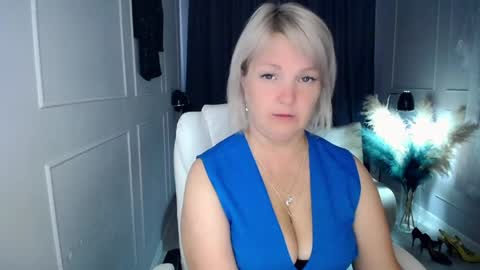 Snapshot of emmmam chatting on 05.28.26 emmmam online show from 05.28.26