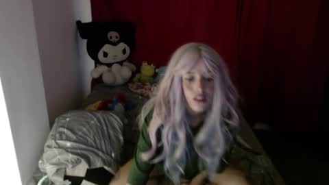 Snapshot of emmy__smith chatting on 09.26.25 emmy__smith online show from 09.26.25