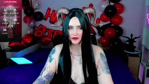 Emmy Bright     50  online show from 02.08.25