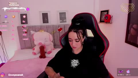 Emmy Evans  online show from 12.18.24