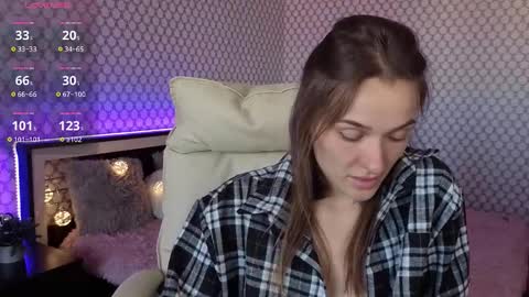 Snapshot of emmyskyy chatting on 09.11.25 Emma online show from 09.11.25