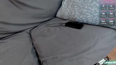 Snapshot of emodream1998media chatting on 10.29.25 EmoDream1998 online show from 10.29.25