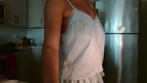 Snapshot of emorisplash chatting on 01.05.26 Emori Splash online show from 01.05.26