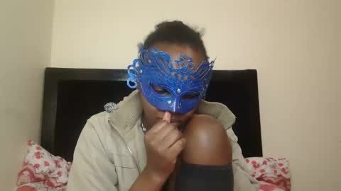 Snapshot of empressvee24 chatting on 11.14.25 vee online show from 11.14.25