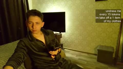 emveeboy96 online show from 11.16.25