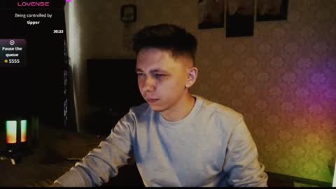 Snapshot of emveeboy96 chatting on 03.22.26 emveeboy96 online show from 03.22.26