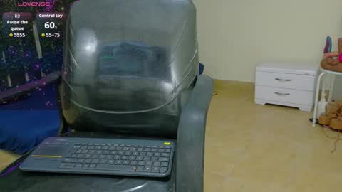 Emy online show from 03.04.26