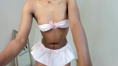 Mili online show from 11.04.25