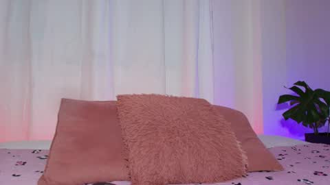 Snapshot of emy_cole1 chatting on 07.24.26 Emy online show from 07.24.26
