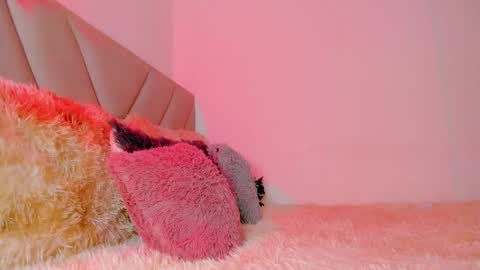 Snapshot of emy_colee chatting on 12.20.24 Emy online show from 12.20.24