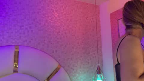 Emy  online show from 12.04.25