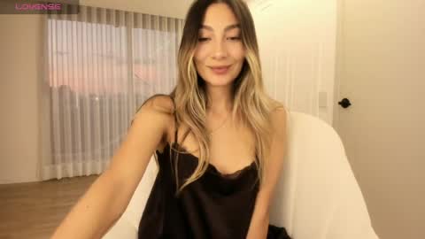 emyconneer online show from 05.07.26