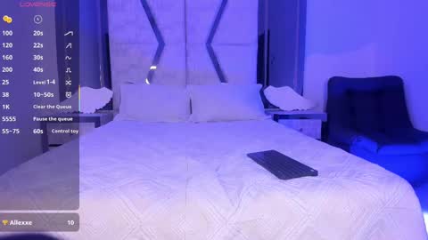 Snapshot of emysilver chatting on 02.15.25 Emy Silver online show from 02.15.25