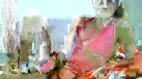 Snapshot of encantadats chatting on 04.12.26 CHUN LY online show from 04.12.26