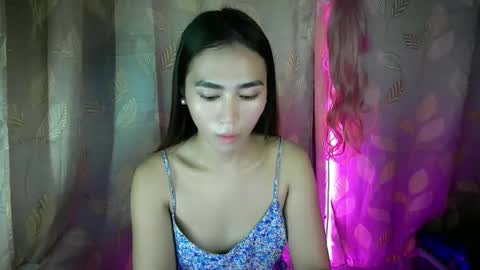 Snapshot of enchantresstgirl chatting on 10.11.25 Nikki Shane online show from 10.11.25