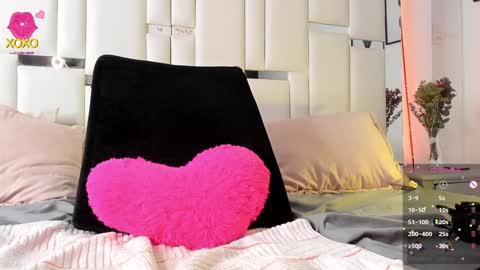 Snapshot of enchanttress chatting on 02.07.25 Enchanttress online show from 02.07.25