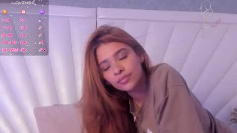 Snapshot of enchanttress chatting on 09.23.25 Enchanttress online show from 09.23.25