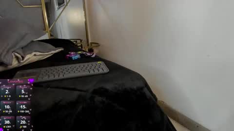 Engelth  online show from 10.10.25