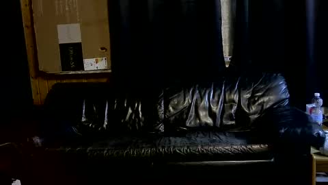 Snapshot of engesis chatting on 04.10.26 engesis online show from 04.10.26