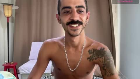 Snapshot of enjoythetrip chatting on 02.06.25 Luke online show from 02.06.25