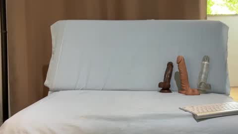 Snapshot of enjoythetrip chatting on 02.26.25 Luke online show from 02.26.25