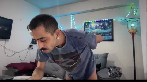 Snapshot of enjoythetrip chatting on 09.09.25 Luke online show from 09.09.25