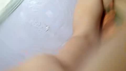 Snapshot of enna29 chatting on 12.29.24 bustybaby30 online show from 12.29.24